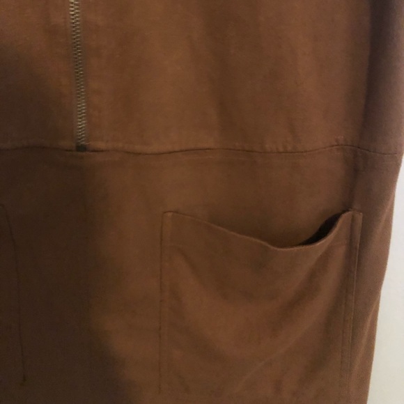 Camel brown suede dress (with pockets!!) - Picture 2 of 4